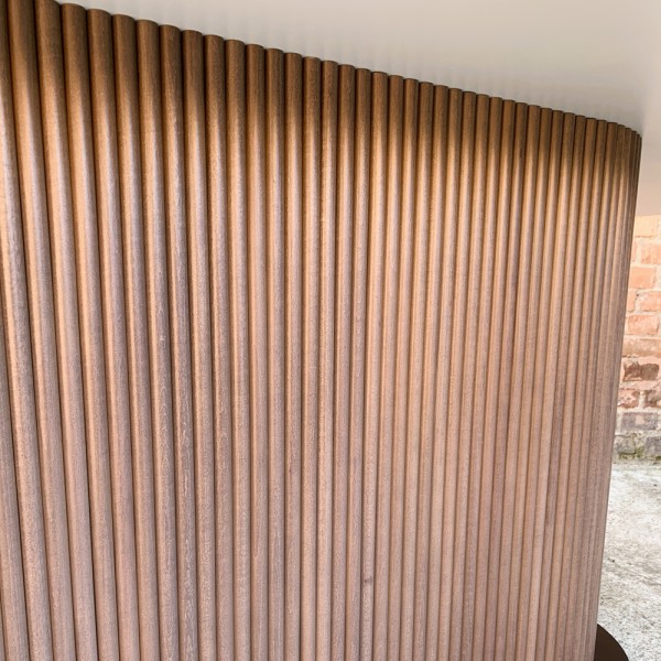 Прямокутний стіл HPL з овальною основою на пластині (Arpa 0028 Erre)