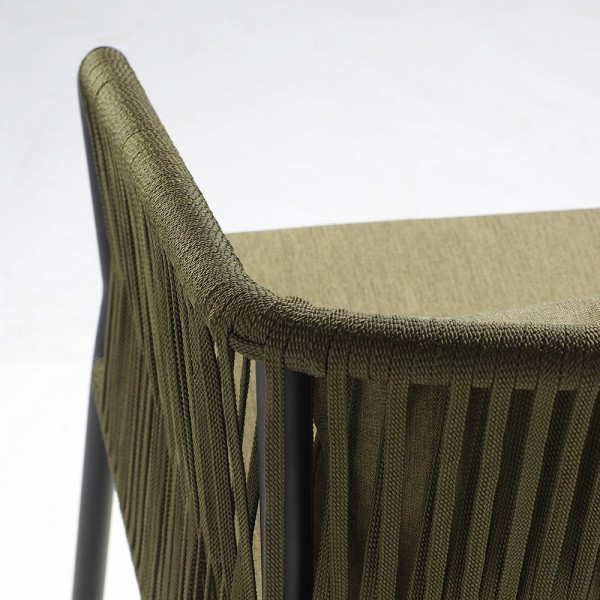 Стілець Твіст – стильний вибір для вашої кухні та вулиці