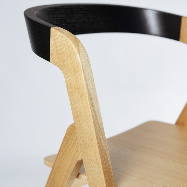 Cтілець Sova твердий – стильний вибір для вашого інтер’єру