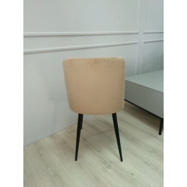 Стілець Ava — стильний та комфортний вибір для вашої кухні