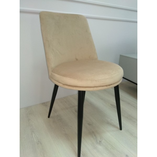 Стілець Ava — стильний та комфортний вибір для вашої кухні