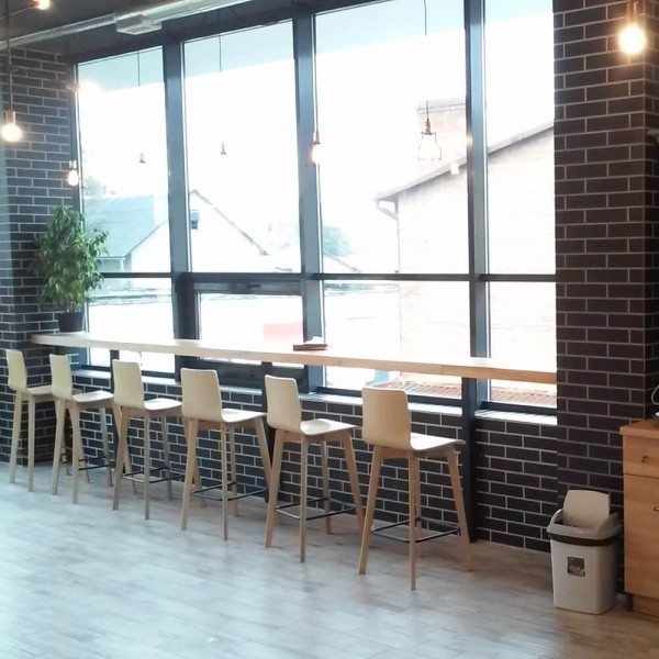 Стілець Лука хокер RW – для сучасного інтер'єру