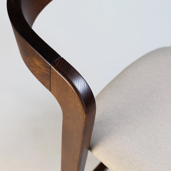 Стілець напівбарний Floki New – стиль і комфорт для вашого простору