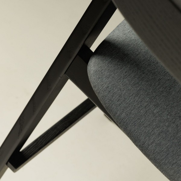 Стілець Floki New Black — сучасний стиль для вашої кухні