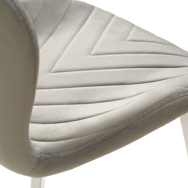 Стілець N-54 - комфорт і стиль для вашої кухні