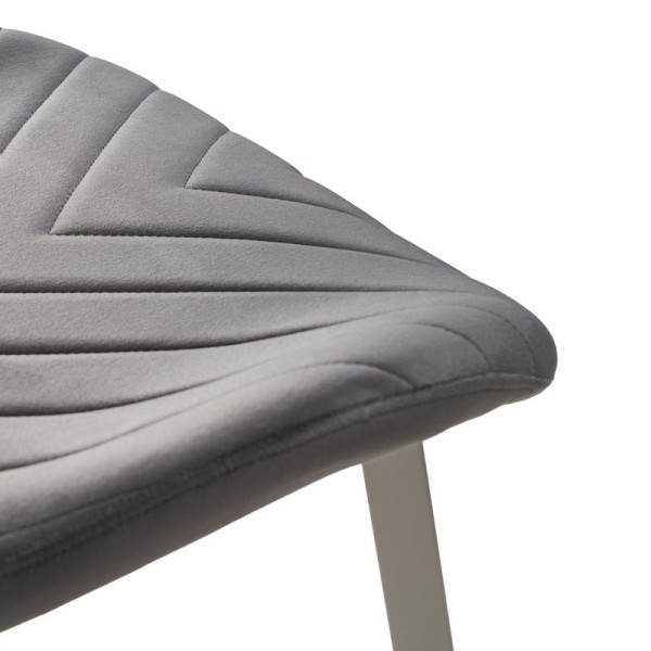 Стілець N-54 - комфорт і стиль для вашої кухні