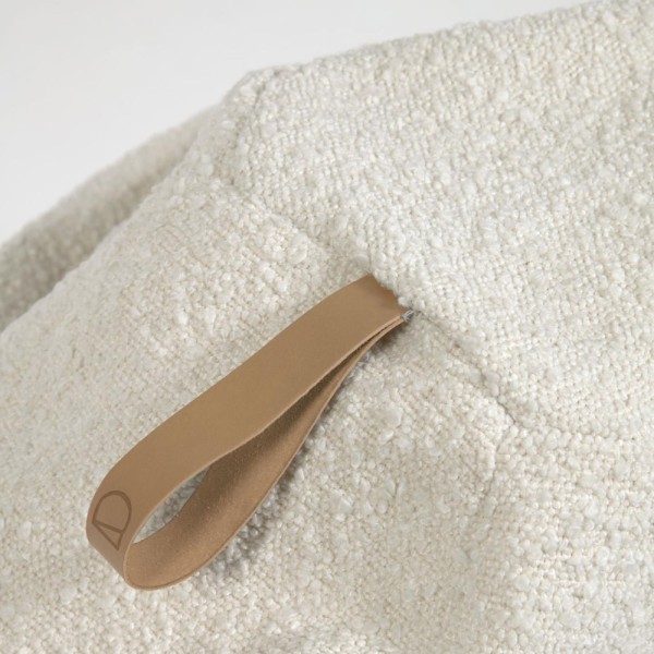 Пуф Vicka – стильний аксесуар для вашої спальні