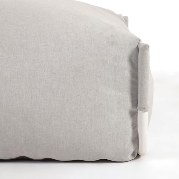 Пуф Square – зручність та стиль для вашого саду чи вулиці