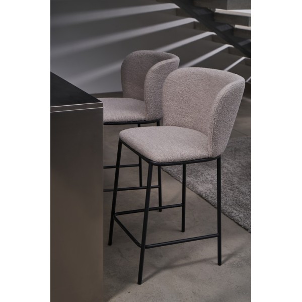 Напівбарний стілець B-300 для кухні та кафе