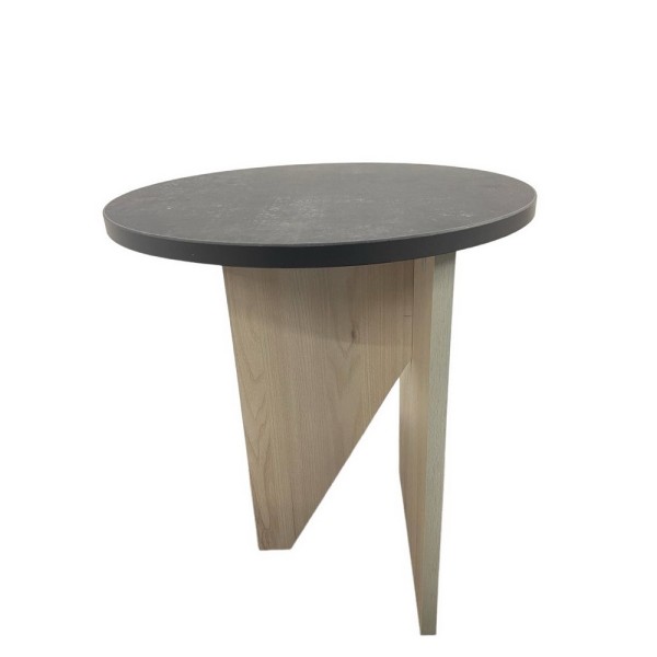 Стіл до ліжка Крапка – стильний аксесуар для вашої спальні