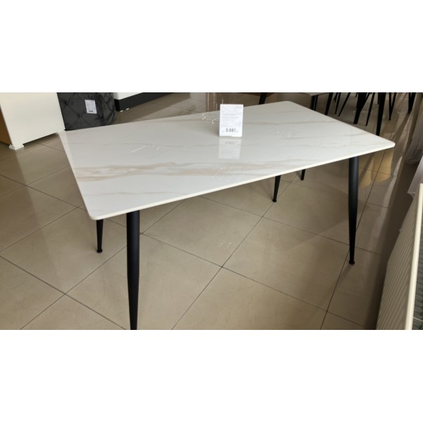 Кухонний стіл King – ідеальне рішення для вашої кухні