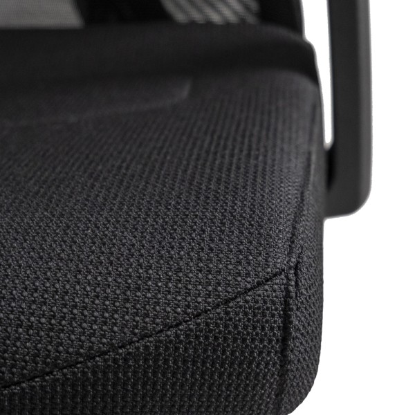 Крісло Interstuhl PUREis3 PU213 для комфорту вашого офісу