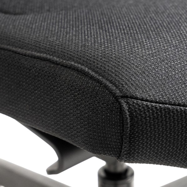 Крісло Interstuhl PUREis3 PU213 для комфорту вашого офісу