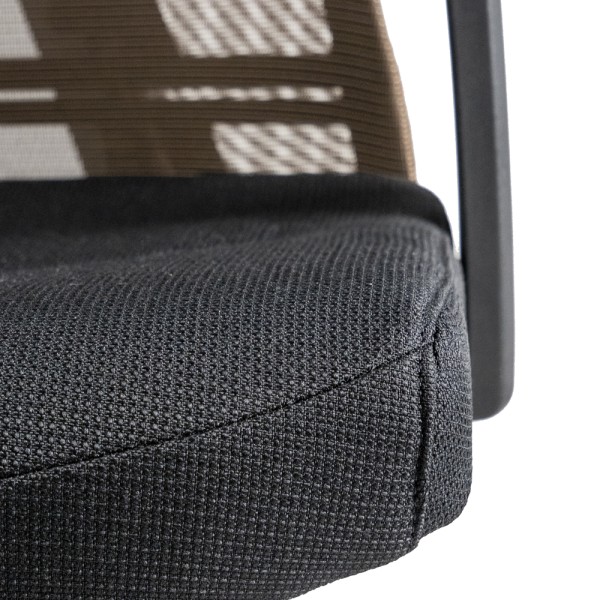 Крісло Interstuhl PUREis3 PU213 для комфорту вашого офісу