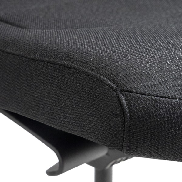 Крісло Interstuhl PUREis3 PU213 для комфорту вашого офісу