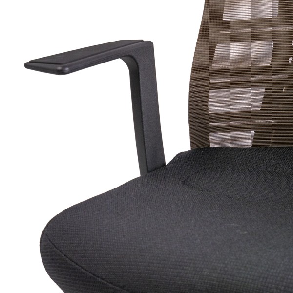 Крісло Interstuhl PUREis3 PU213 для комфорту вашого офісу