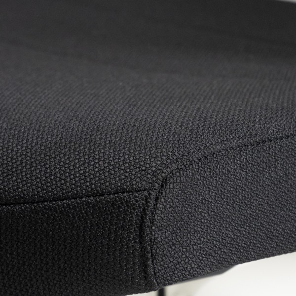 Крісло Interstuhl PUREis3 PU213 для комфорту вашого офісу