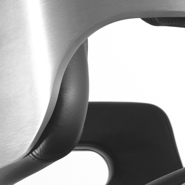 Крісло керівника Silver 362S Leather Black