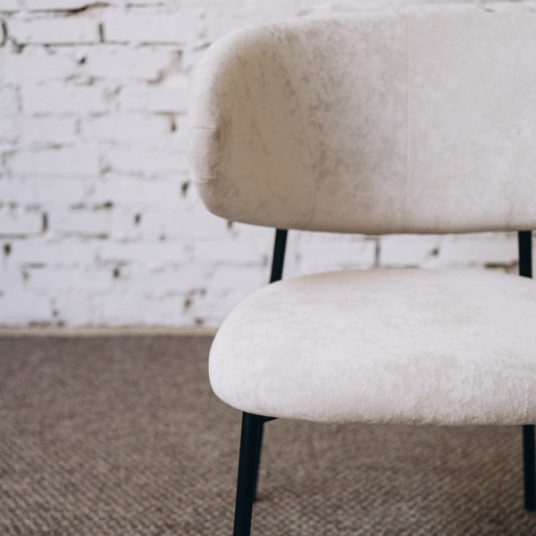 Крісло Orlando – сучасний стиль для вашої кухні та кафе