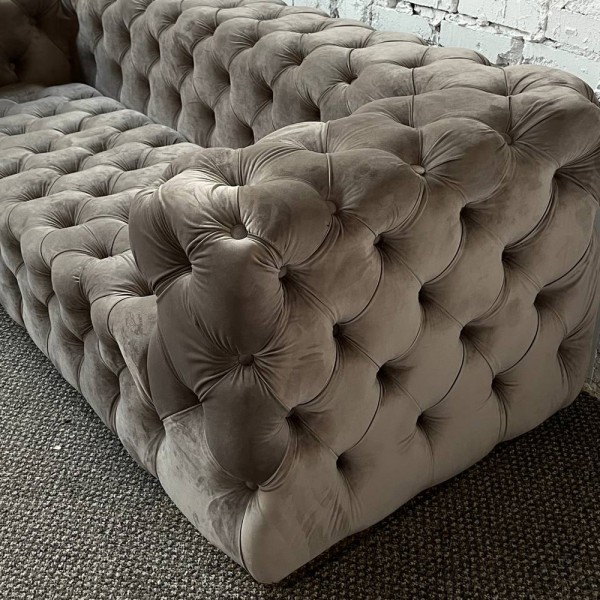 Диван Rochester – стильний вибір для вашого інтер'єру