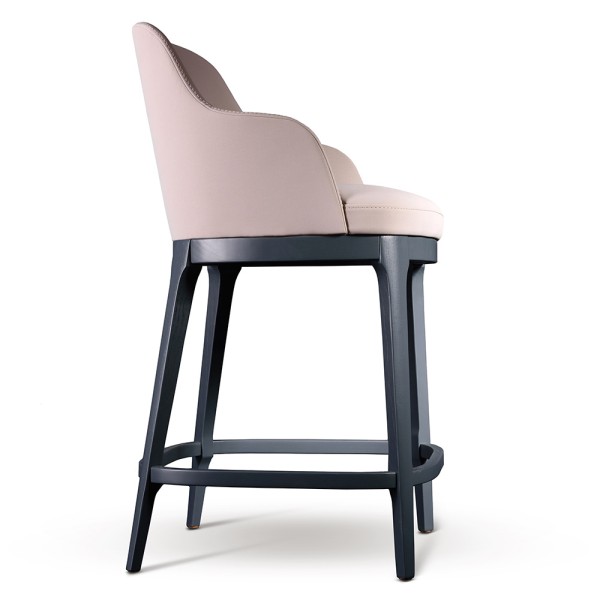 Напівбарний стілець Riesling – ідеальний вибір для сучасного інтер'єру