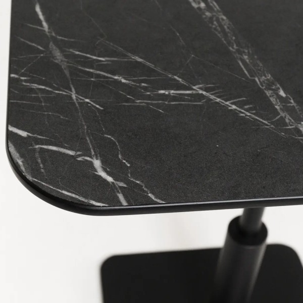 Стіл Ibiza soft HPL – сучасний квадратний стіл для кухні та кафе