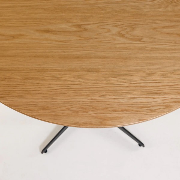 Стіл Spring в шпоні: ідеальний вибір для кухні та кафе