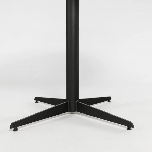 Стіл Spring в шпоні: ідеальний вибір для кухні та кафе