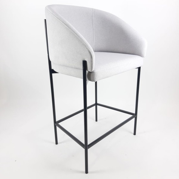 Барний стілець Paris: Стиль та комфорт для вашої кухні