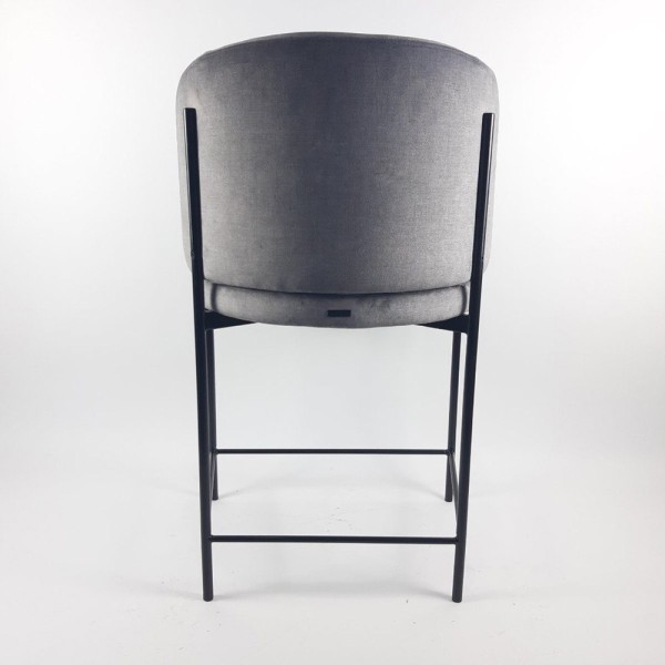 Барний стілець Paris: Стиль та комфорт для вашої кухні