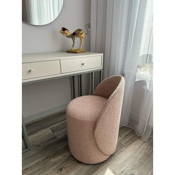 Пуф Oia – М'який і стильний елемент інтер'єру для вашої спальні