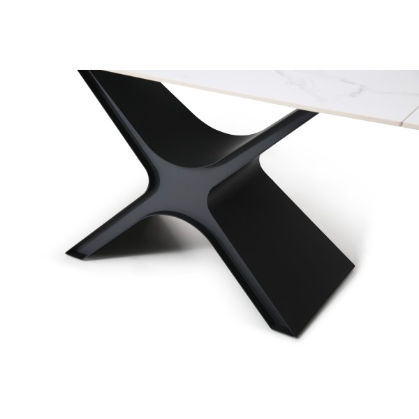 Стіл Ragnar 140-200 см: стиль та якість для вашої кухні