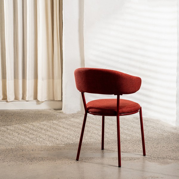 Стілець M-115 – сучасний стиль і комфорт