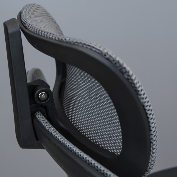 Крісло Експерт PL – Комфорт та стиль для вашого офісу