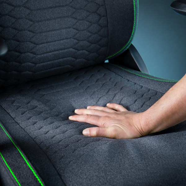 Крісло для геймерів Razer Iskur V2 X — зручність і стиль для професіоналів