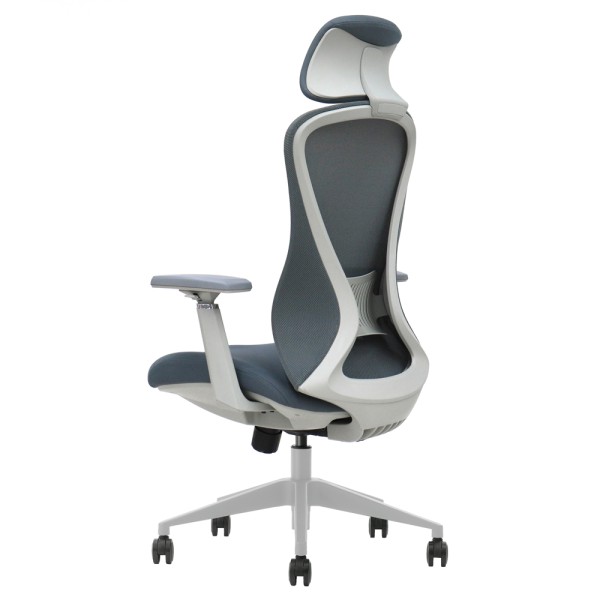 Крісло поворотне Magnus Lux – комфорт та стиль для вашого офісу