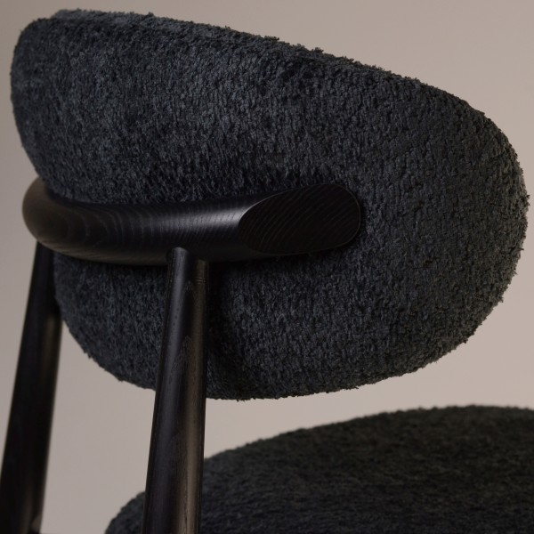 Стілець Panda New чорний для кухні та кафе