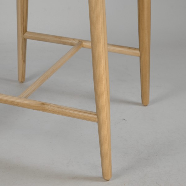 Стілець напівбарний Panda New