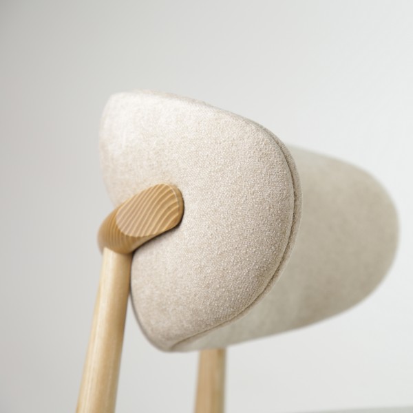 Стілець барний Panda New - стиль та комфорт для вашого інтер'єру