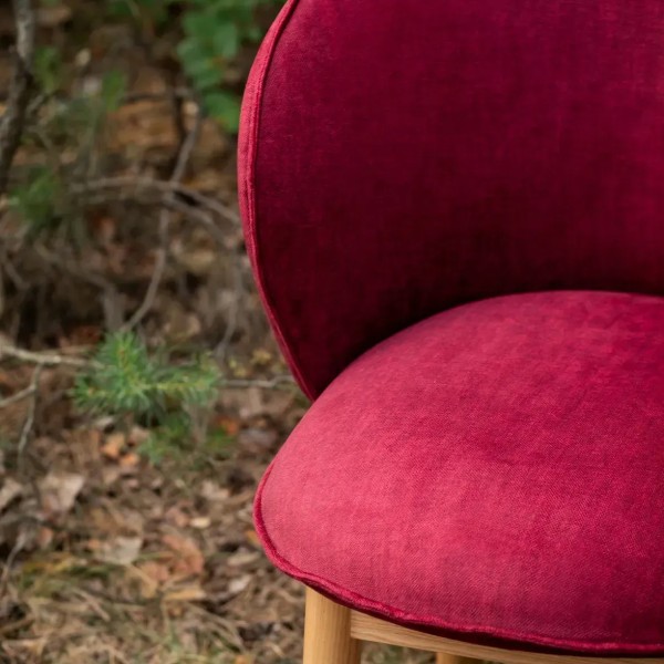 Стілець Stitch натуральний ясен - стильний вибір для вашої кухні та кафе