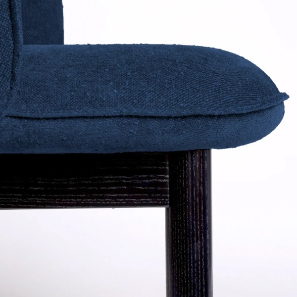 Стілець Stitch чорний – для кухні та кафе