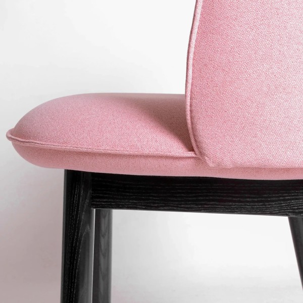 Стілець Stitch Comfort чорний — сучасний стиль для вашої кухні