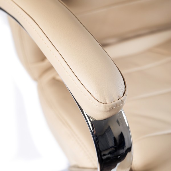 Крісло Валенсія: Сучасне та зручне офісне крісло для вашого комфорту