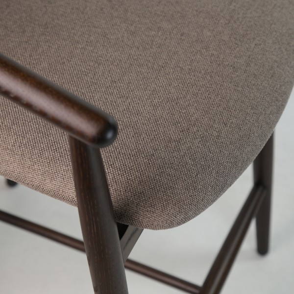 Напівбарний стілець Mamont semi-soft темний горіх