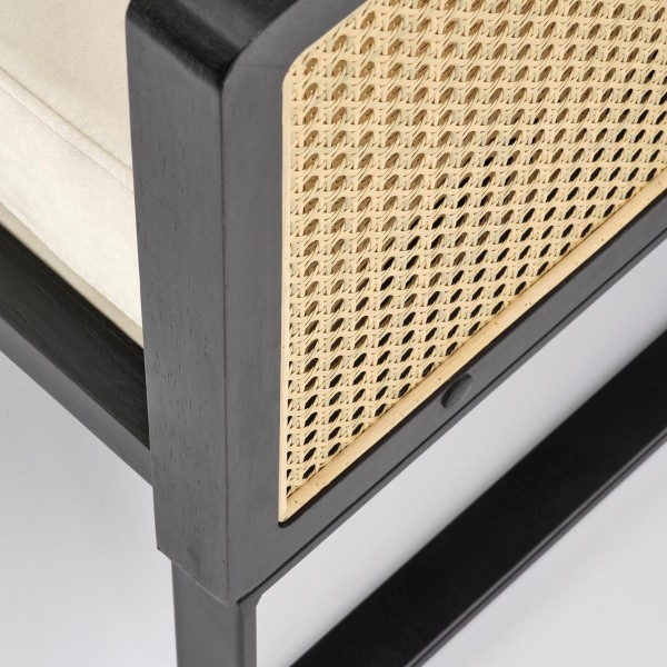 Крісло Ilario — елегантність та комфорт для вашої вітальні