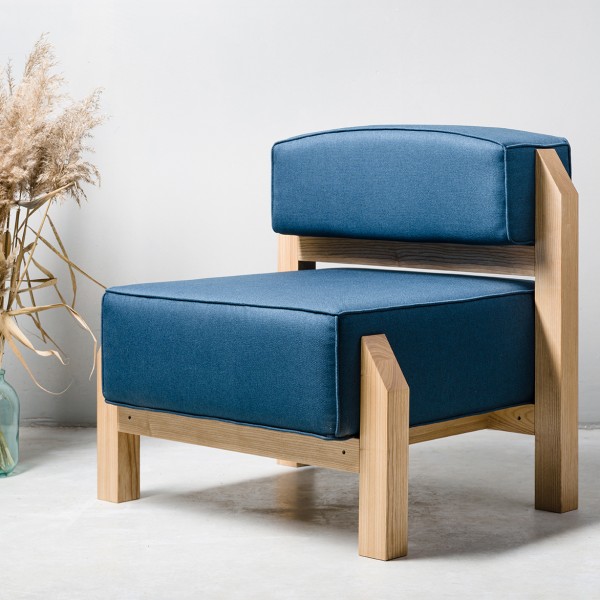 Крісло T-Blok – стильний вибір для вашого інтер'єру