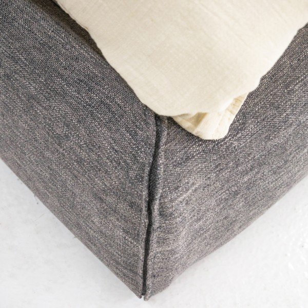 Ліжко Макар - надійний вибір для вашої спальні