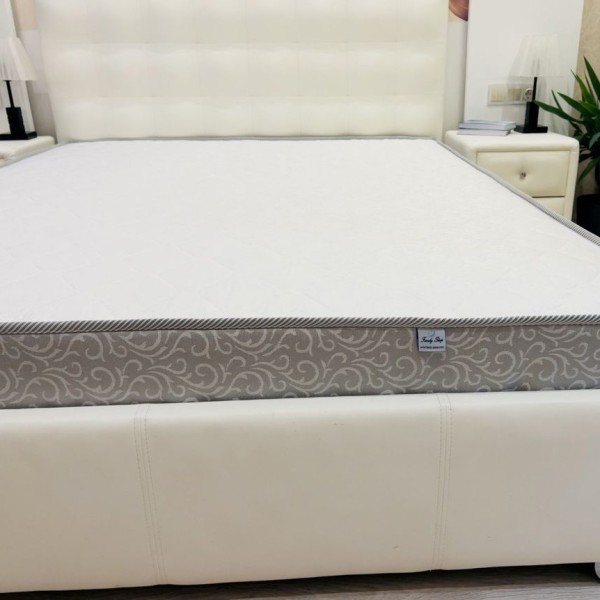 Матрац Land United — Високий комфорт для вашого сну