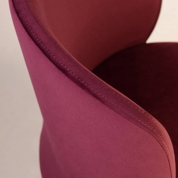 Стілець Lilo Exclusive — стиль для вашої кухні або кафе