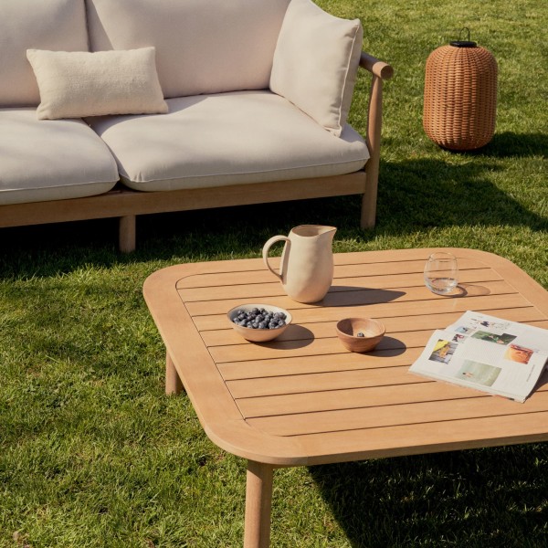 Комплект садових меблів Sacova: кутовий диван та столик